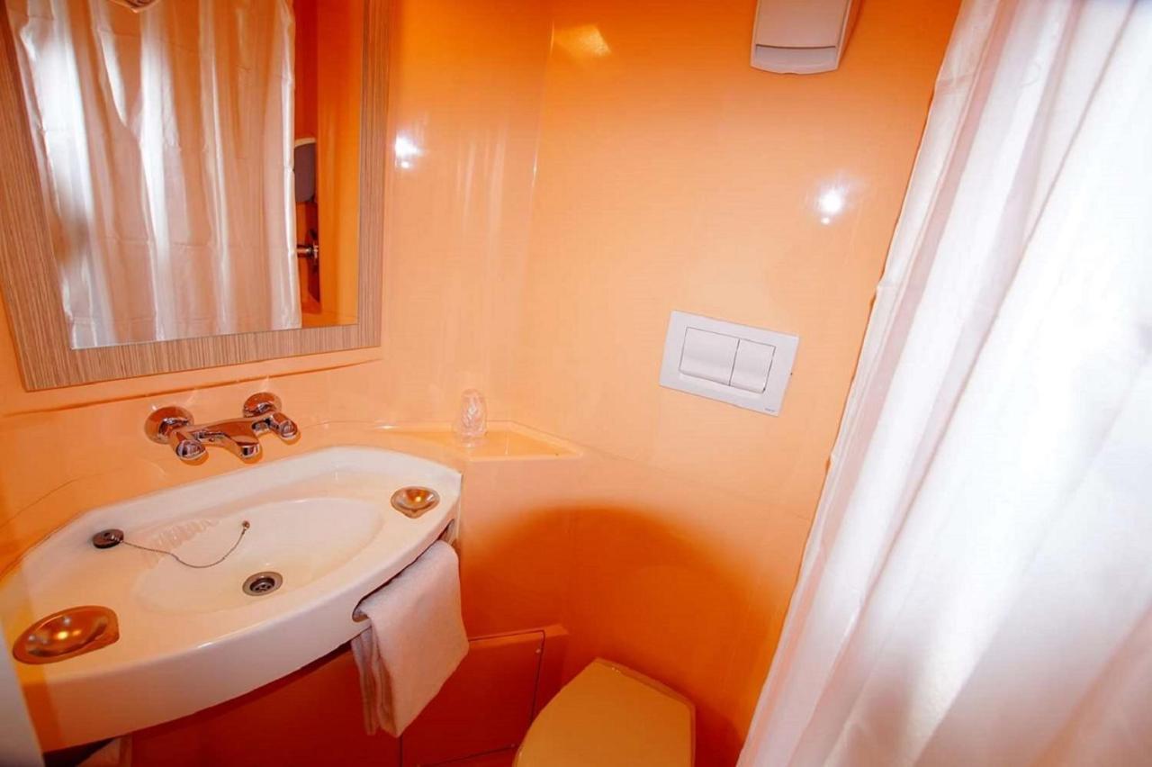 Premiere Classe Honfleur La Rivière-Saint-Sauveur Exteriör bild